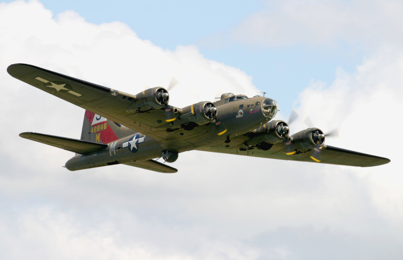 B-17 Flying Fortress Pink Lady.