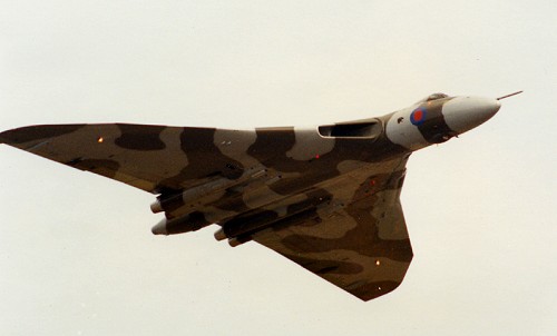Vulcan XH558 - photo by  Webmaster